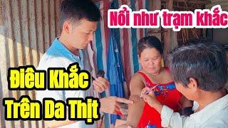 Người Phụ Nữ có da thịt HIẾM THẤY có thể viết hoặc vẽ điều hiện lên rõ nét như điêu khắc