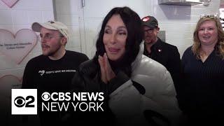 Legendary Cher meets with volunteers and staffers at NYC nonprofit Gods Love We Deliver