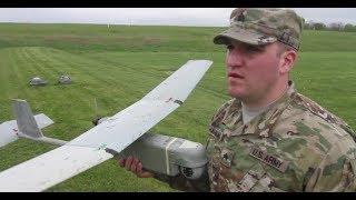 RQ-11B Raven - Soldiers assembling and launching UAV