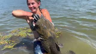 CATFISH NOODLING: Grabbing some MEAN Fish on the Legend Himself’s Birthday!