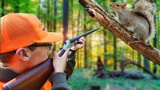 Squirrel Hunting with My 100 yr Old Shotgun!