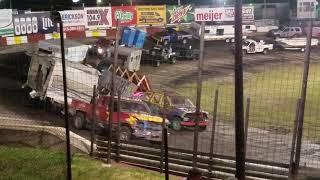 World Famous Figure 8 Trailer Race 2019 (Full Video)