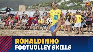 Footvolley fun for Ronaldinho in Barcelona