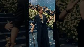 SRK makes a grand entrance at the #MetGala | Vogue India