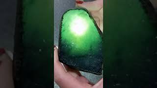 【翡翠賭石】一块翡翠从原石到成品的整个蜕变过程，美不胜收，爱不释手/分享翡翠赌石切割盘货全过程