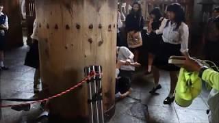 Todaiji Temple, Nara - pillar with a hole