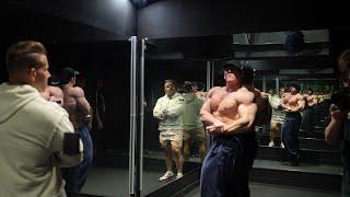 Chest With Jay Cutler