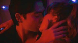 Taylor and Steven first kiss[2×06] #thesummeriturnedpretty #taylorandsteven #rainspencer