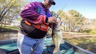 Fitts Flips Up Costa FLW Series Win on Lake Dardanelle