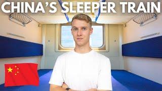 China's 1st CLASS SLEEPER TRAIN - Beijing to Xi'an 