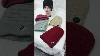 GIRLS AND LADIES WOOLEN CAPS WITH INSIDE FURR MIX COLOR PACK ONLY