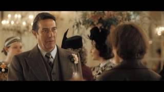 Ciaran Hinds as Joe Blomfield in "Miss Pettigrew lives for a day" - Scarf scene