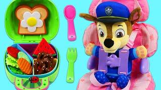 Paw Patrol Chase Packs Meal in Cocomelon Bento Lunch Box!