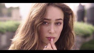 Alycia Debnam-Carey Models CHANEL Fall 2018 Couture