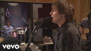 Clay Aiken - Here You Come Again (Walmart Soundcheck 2006)