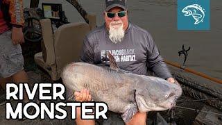 John Godwin Competes in Mississippi River Monsters 2020