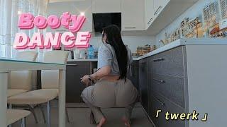 TWERK|DANCE IN THE KITCHEN Peligrosa-FloyyMenor