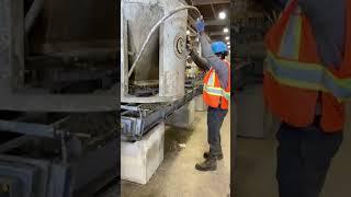 Manufacturing precast concrete treads