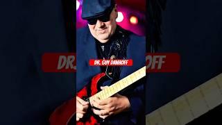 #drguy solos on I Put a Spell on You with #zionradicaster #jbepickups