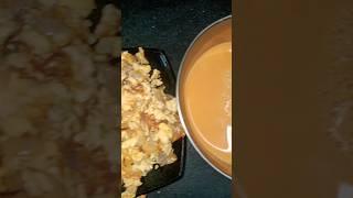 Anda bhurji with chai Recipe made by Zeenat cooking 92 try it now thanks for watching 