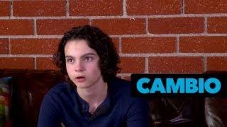 Max Burkholder Dishes on His Character on 'Parenthood' | Cambio