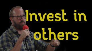 Invest in others | André de Vries