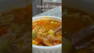 Sopita aguada con verduras 