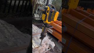 FIRST LOOK New Dewalt 15kg Flexvolt Demolition Jack Hammer -  DCH966 ￼