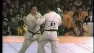 Kyokushin - Matsui Akiyoshi vs Sampei Keiji