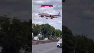 #perfectlanding #shorts #happylanding #simpleflying #bumpylanding #flightcrew #aerotime #planescrew