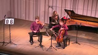 Schubert: Trio No. 1 in B flat Major , D.898 - 1. Allegro moderato // Trio Incendio