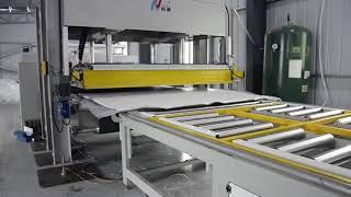 Automatic mattress roll packing machine