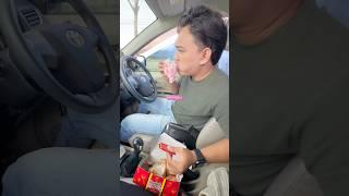 AYANG KELAPERAN MAKAN DI DALAM MOBIL #viral #shorts