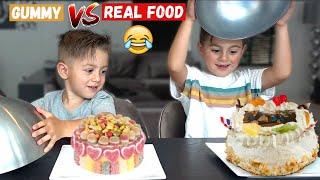 GUMMY VS REAL FOOD (2.0) *NIEUWE TAARTTRAUMA * | LAKAP JUNIOR