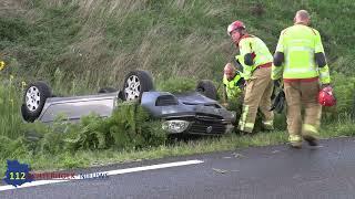Een gewonde na ongeval waarbij auto over de kop slaat bij Miste