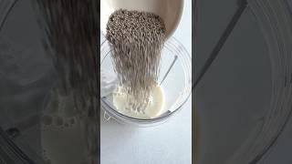 STOP PUTTING BANANAS IN YOUR BERRY SMOOTHIES  -try this mango chia seed smoothie it’s dairy-free!