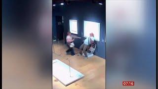 Visitors sit on and break artwork chair in Italian museum (fun story) (Italy) 15/June/2025