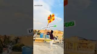 LIVEKITE CATHING DEKLO GUYS #kite #kiteflying #kites #patang #viralvideo #youtubeshorts #shorts
