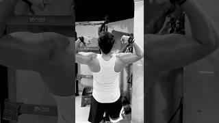 Back workout  #back #workout #gym #views #youtuber ￼