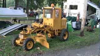 EXTREMELY RARE MINI ROAD GRADER