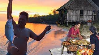 Hari ke 5 diPulau Terpencil - Rahab Gubuk & Mancing Ikan belakang kebun Kakek buat Makan malam