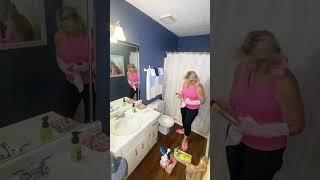 Shocking Speed bathroom clean in less than 15 min #cleanwithme #speedclean#shorts#cleaningtips#clean