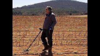 Makro Multi Kruzer & Minelab Equinox in Highly Mineralized Dirt