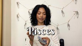 PISCES —“THEYRE STRUGGLING ABOUT THIS RELATIONSHIP!” — PISCES TAROT OCTOBER