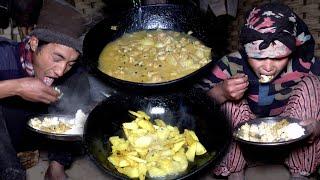 Manjita cooking  chayote & soya balls mix curry rice in dinner