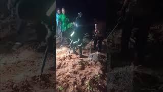AM HAPPY BEING THE CAMERA THAT RECORD THIS EVENT.PLANTING THE MORINGA TREE #havecamerawilltravel