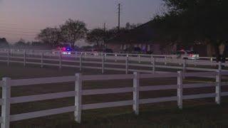 Teen found dead in barn in Stone Creek neighborhood, Harris County deputies say