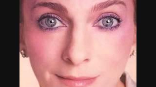 Judy Collins - Running For My Life