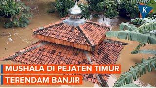 Mushala Terendam Banjir di Pejaten Timur, Akses Jembatan Terputus