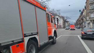 Einsatzfahrt Rüstzug Feuerwehr Freiburg + Kdow